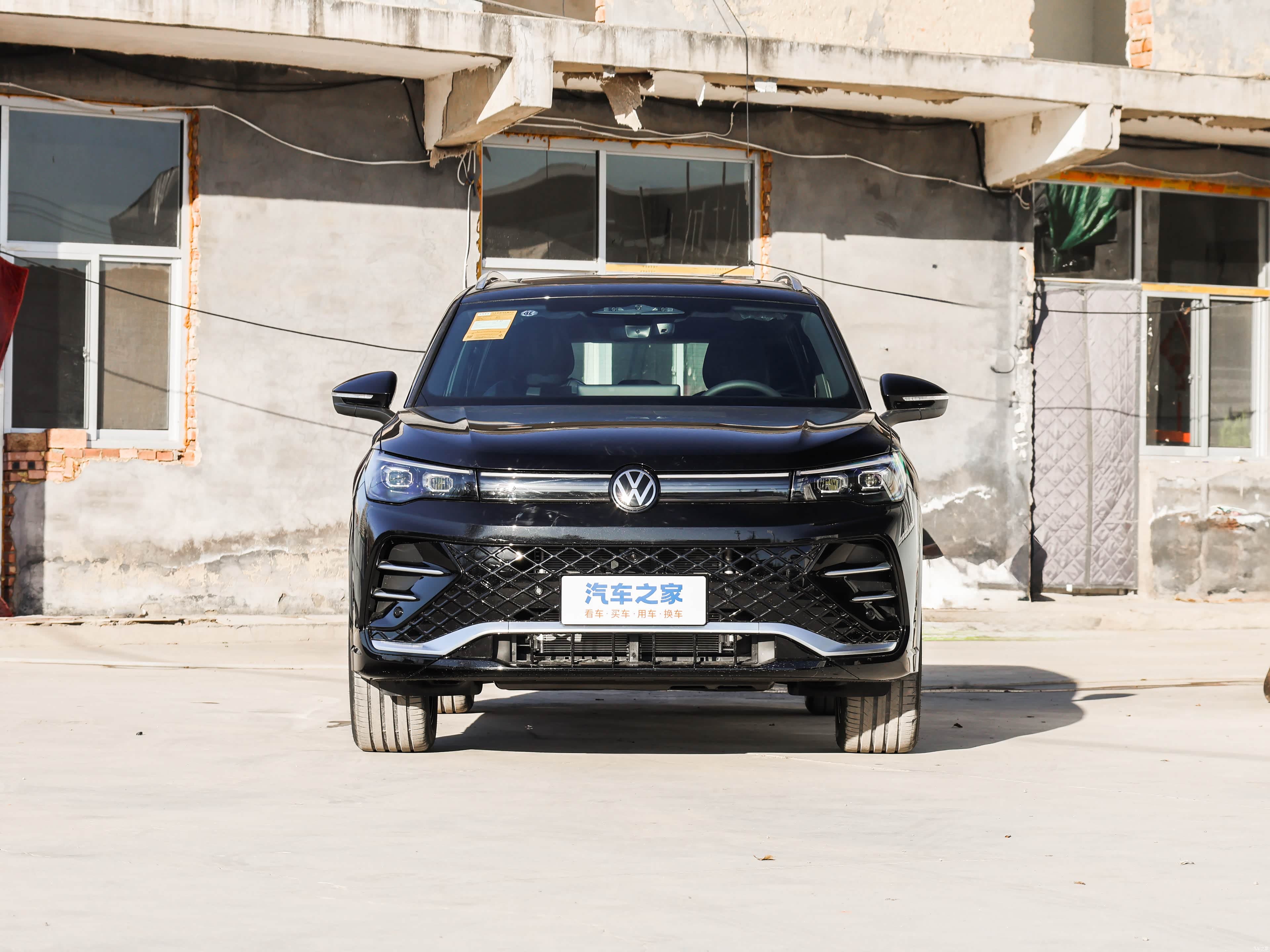 Volkswagen Tiguan L Pro, фото 4