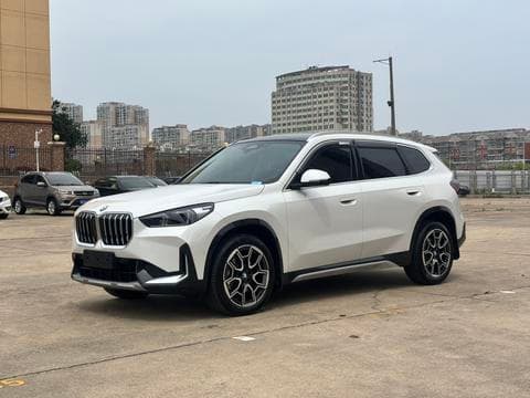 BMW X1 — фото 1