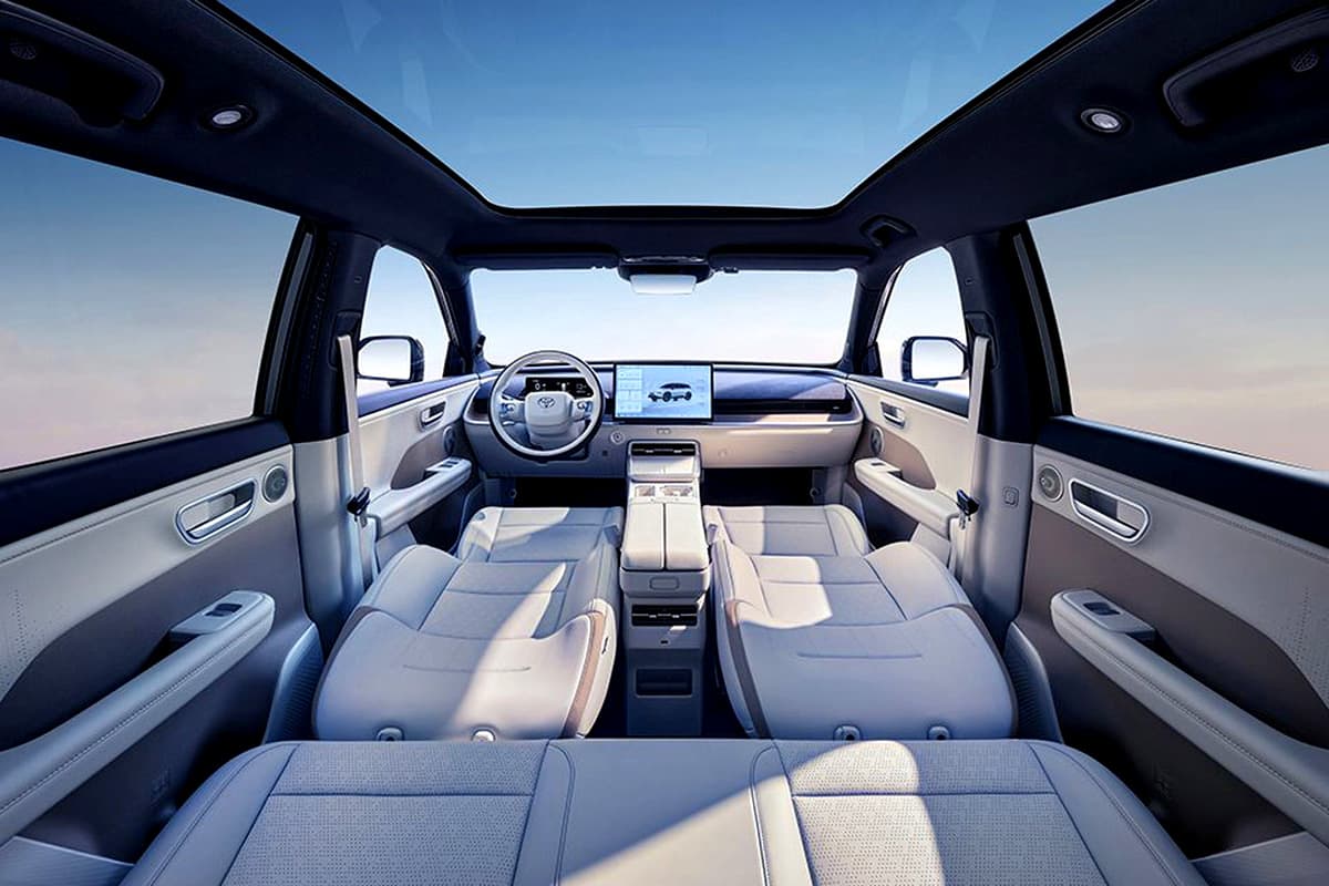 Toyota bZ3X, салон или дополнительный ракурс